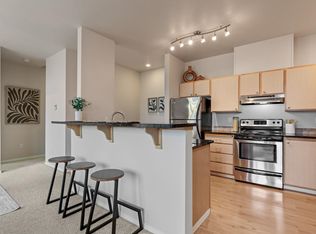 22855 E Country Vista Dr APT 393, Liberty Lake, WA 99019