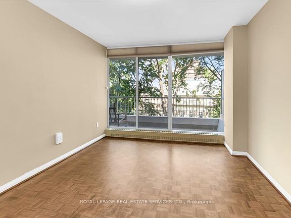 5th image of 190 Saint George St #501