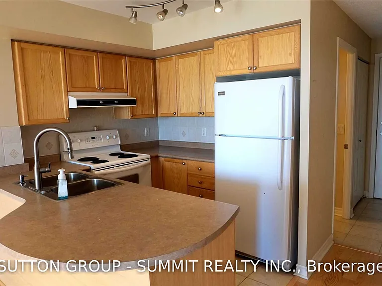 17 Barberry Pl #1011 — Photo 14