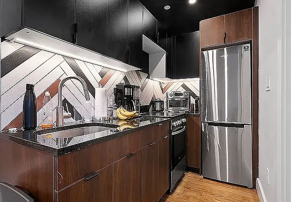 2nd image of 600 Myrtle Ave #4AA