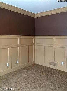 3rd image of 9355 Broadland St NW
