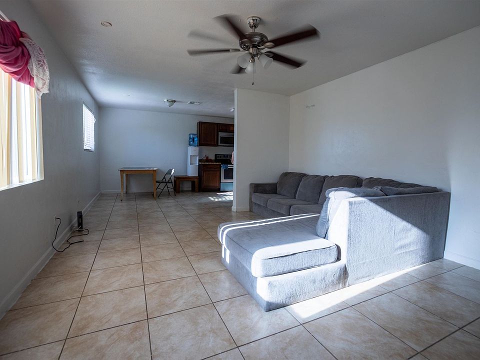 1st image of 8606 N 30th Dr