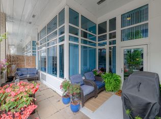 38 Front St #103, Nanaimo, BC V9R 0B8