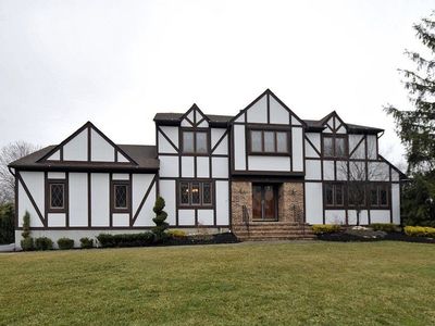 11 Jackie Dr, Morganville, NJ, 07751