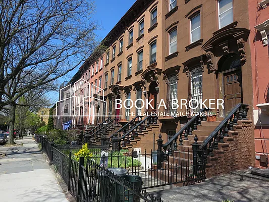 Rented by Book A Broker | media 9