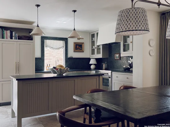 12119 Mission Trace, San Antonio, TX 78230