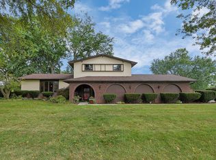 2026 Walnut Hill Park Dr, Columbus, OH 43232
