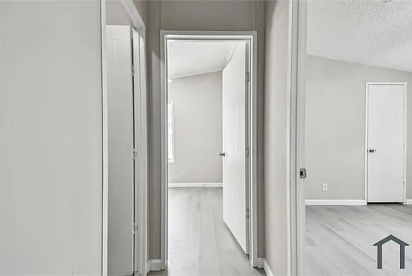 10607 Bay Hills Cir — Photo 19