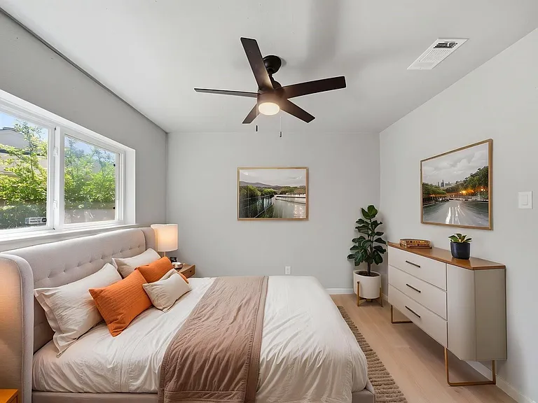 7530 Millbrae Ln — Photo 12