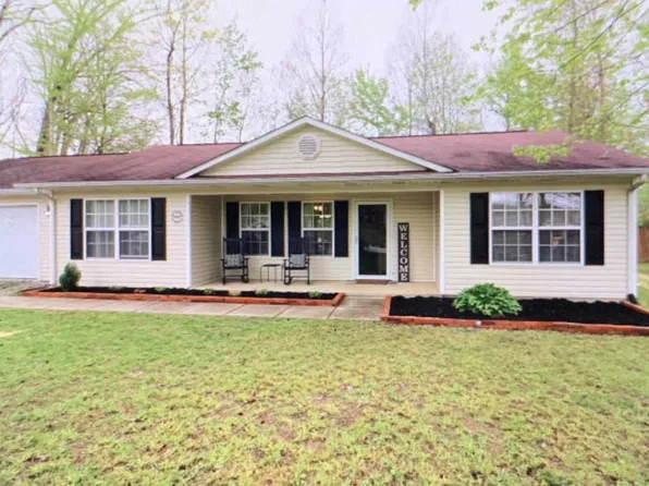 276 Park View Dr, Oneida, TN 37841