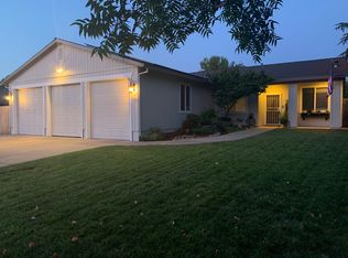 2767 Alhambra Dr, Cameron Park, CA