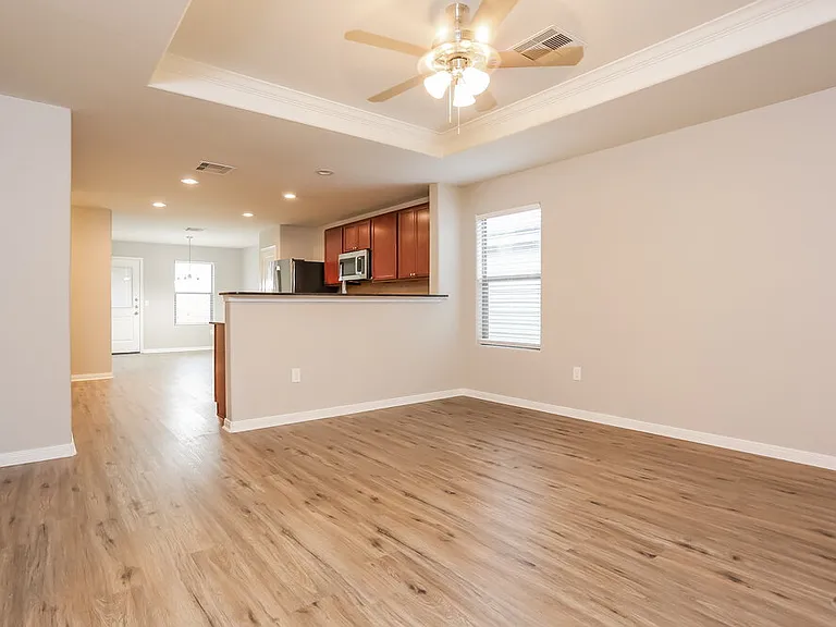 9927 Sanders Rose Ln — Photo 4