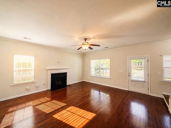 3rd image of 801 Kimsey Dr