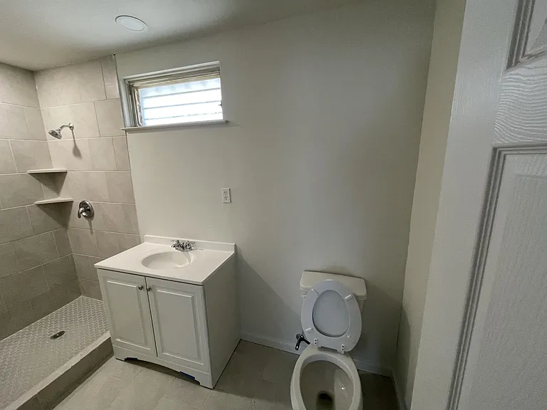5547 Stonybrook Dr — Photo 13
