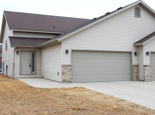 3743 S 19th St, Grand Forks, ND 58201