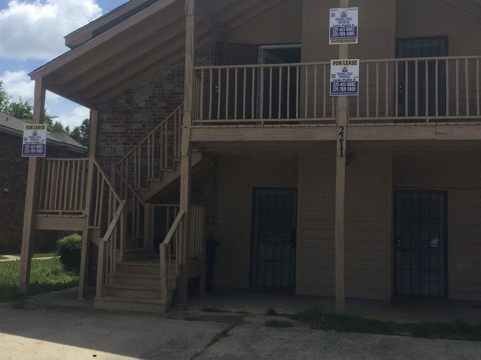 1st image of 2211 Sherwood Meadow Dr #4