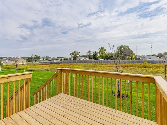 4th image of 6557 NE 11th Ct