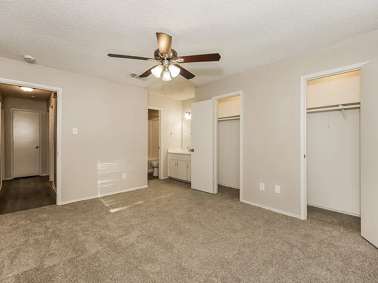 6004 Cool Springs Dr — Photo 10