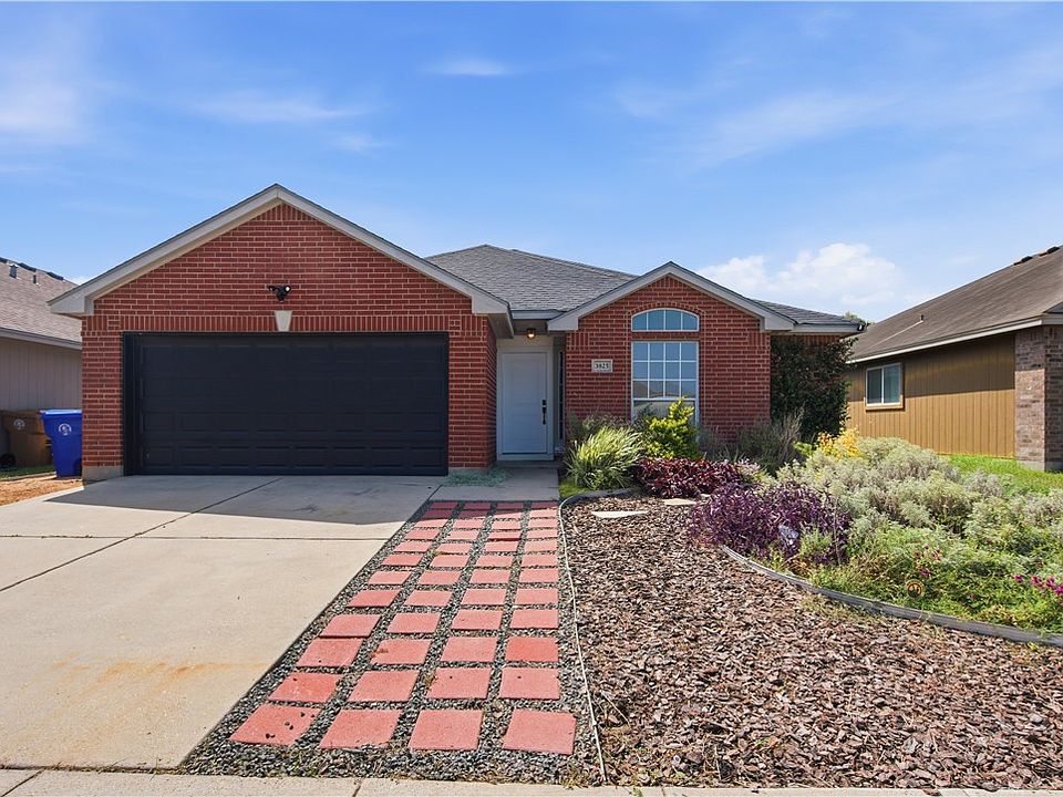 1st image of 3825 Los Arroyos Dr