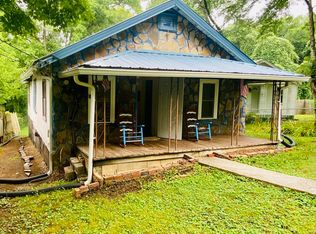 802 Winslow Rd, Harriman, TN 37748