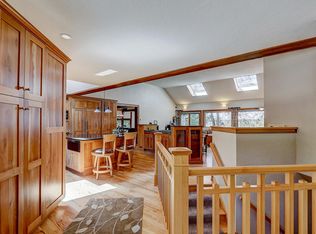 693 Dublin Dr, Hartford, WI 53027