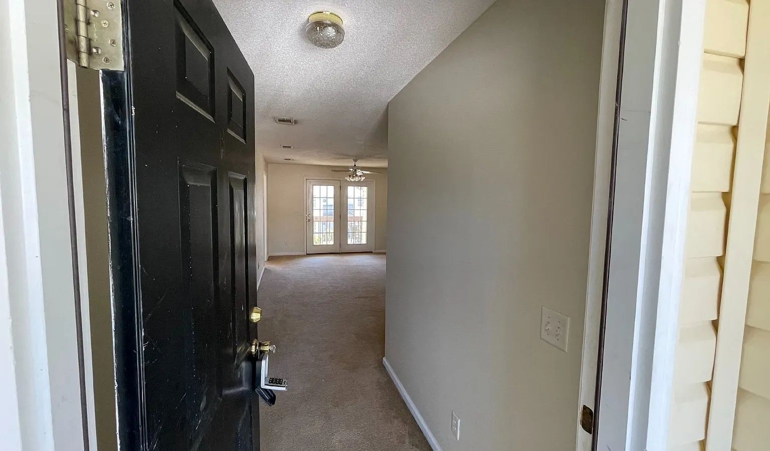 2 bed, 2.0 bath, 1075 sqft, $1,145 — Photo 3