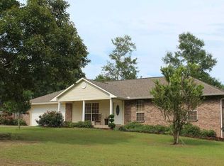 182 Lake Rd, Mc Henry, MS 39561