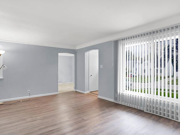 2nd image of 20603 Gardenview Dr
