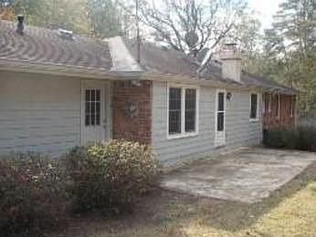 3rd image of 2931 Shillingford Ct SE #C
