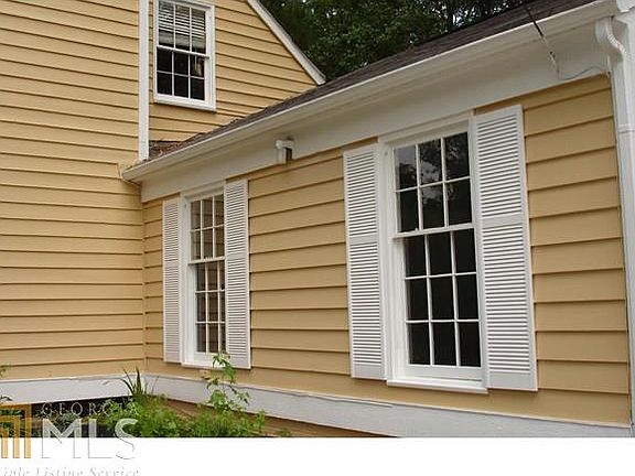 3rd image of 301 Hip Pocket Rd