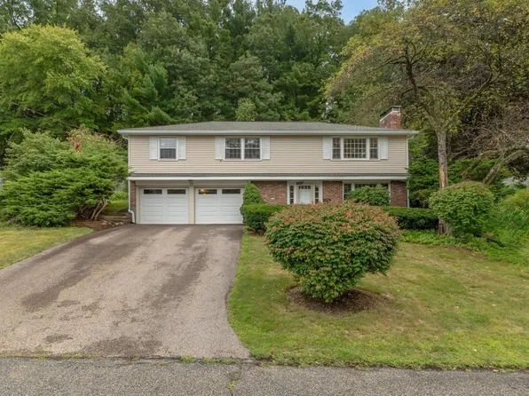 25 Lanewood Ave, Framingham, MA 01701