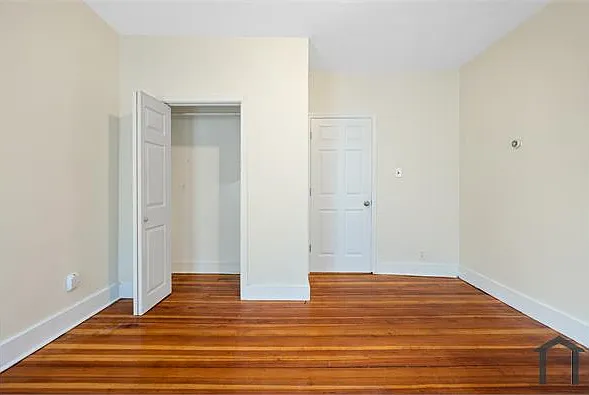 3 bed, 1084 sqft, $3,400 — Photo 4