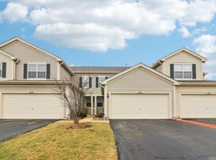 622 W Kristina Ln, Round Lake, IL 60073