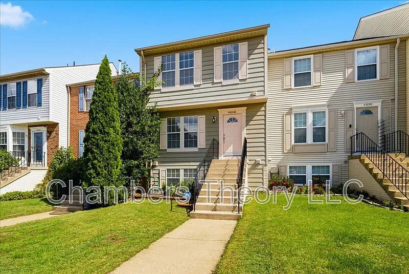 2 bed, 3.5 bath, 1780 sqft, $2,750 — Photo 2