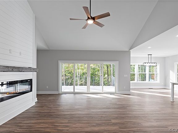 4th image of 17133 Arrow Point Dr