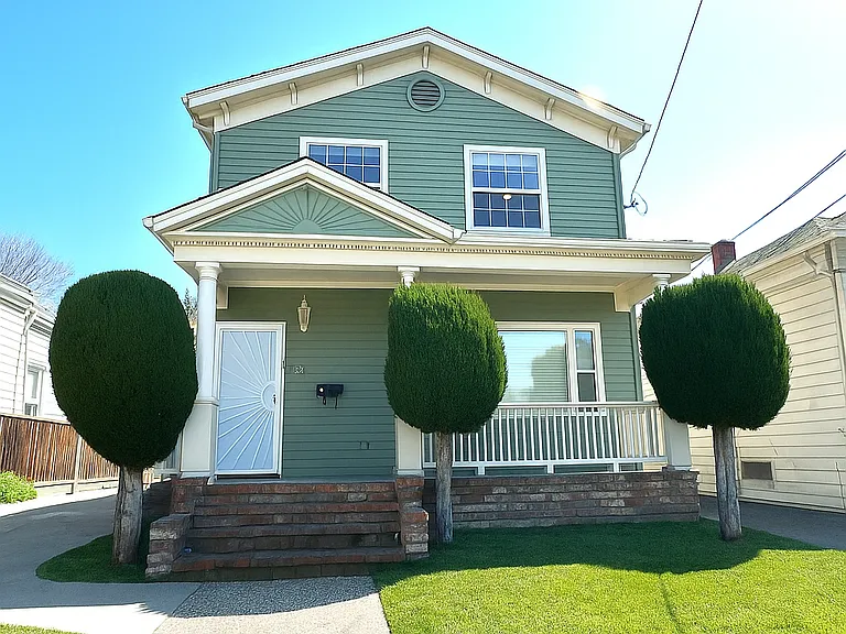 66 Fox Ave #1 — Photo 1