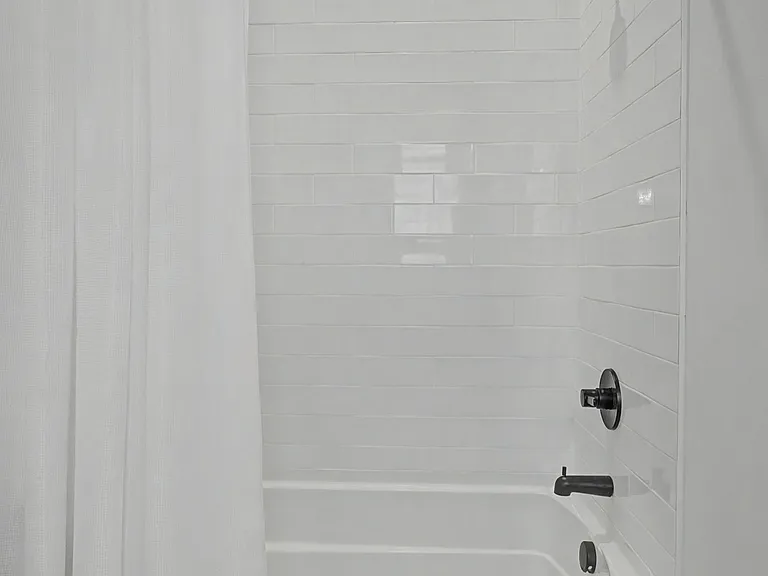 1109 Bate Ave #2 — Photo 26