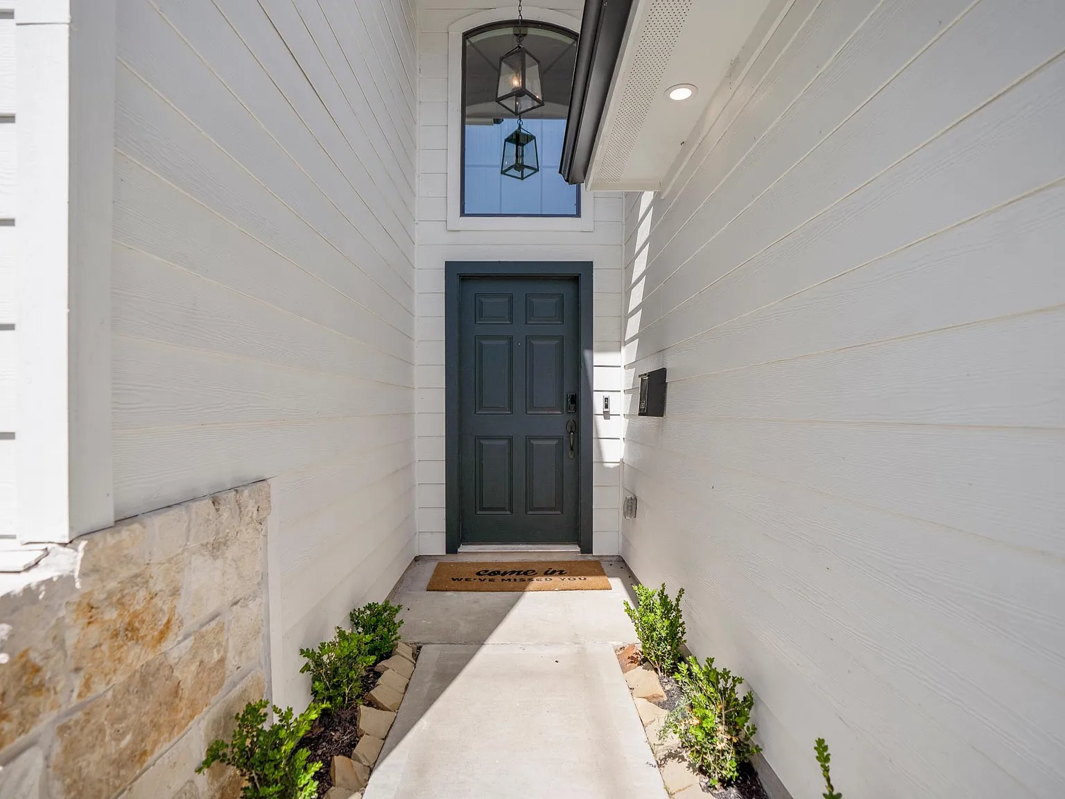 7122 Conley St — Photo 3
