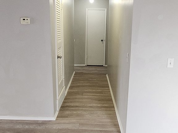 5th image of 4811 Chicago St #2B