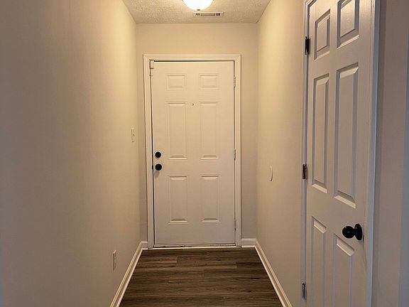 2nd image of 1052 Terance Ave