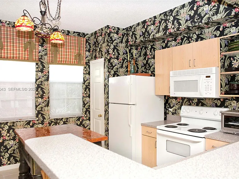 533 NE 3rd Ave #147 — Photo 4