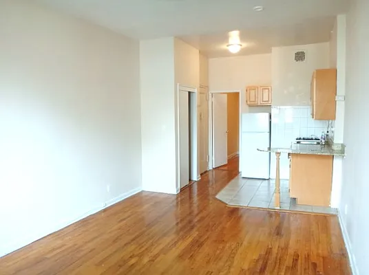 Rented by Paley Management | media 17