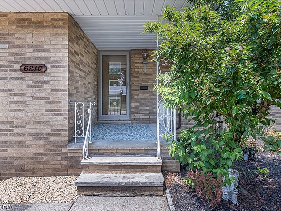 3rd image of 6210 Saint Joseph Dr