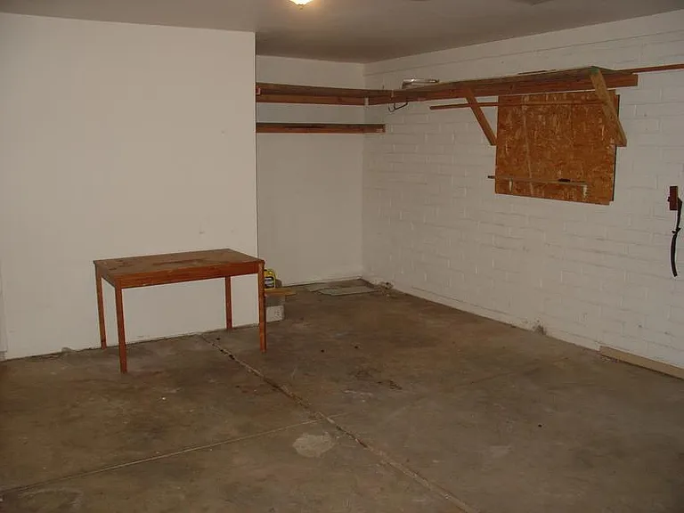 1823 W Fairmount Ave — Photo 6