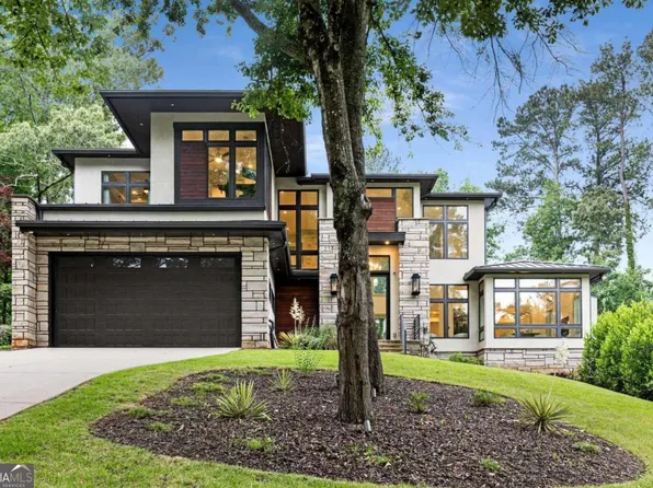 2106 Fairway Cir NE, Atlanta, GA 30319