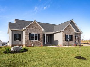 341 Petros Dr, Waynesboro, VA 22980