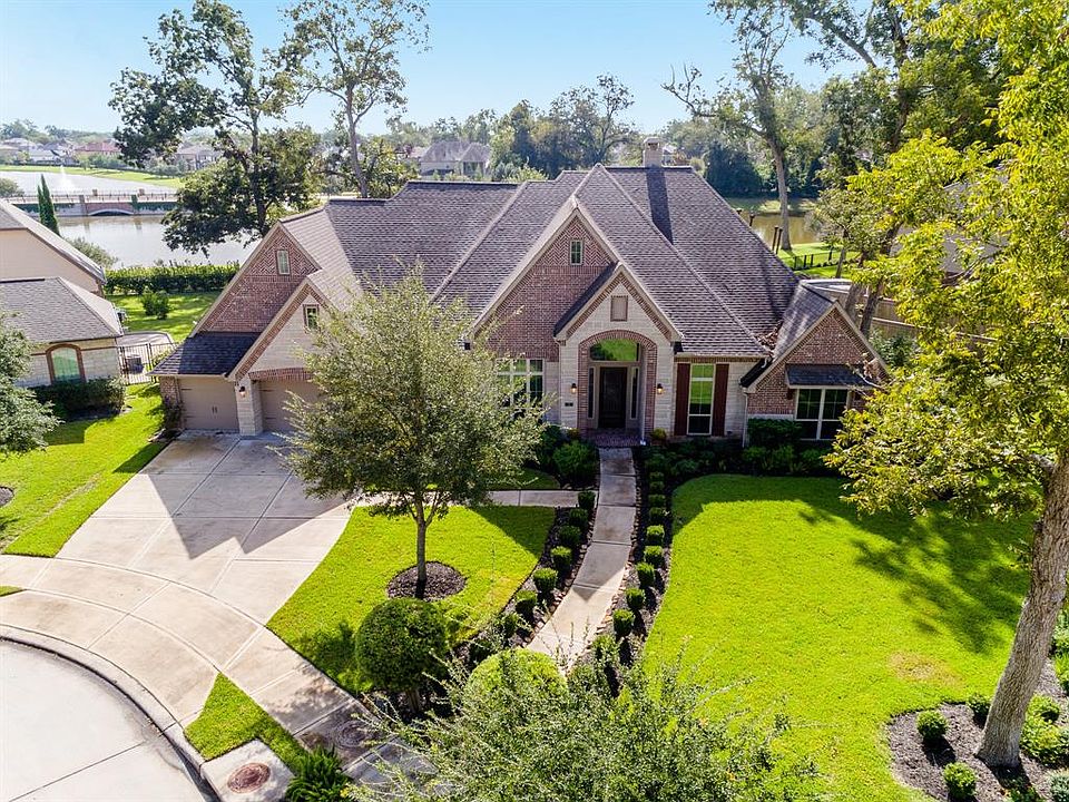 1st image of 35 Fort Arbor Ln