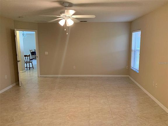 5th image of 3338 Saint Vincent Ln