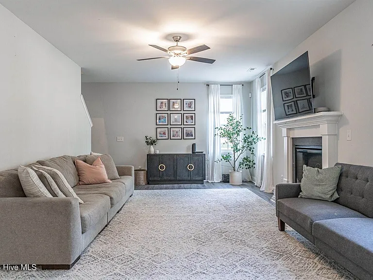 104 Sierra Dr — Photo 13