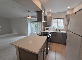 2740 118th Ave SE APT 302, Bellevue, WA 98005